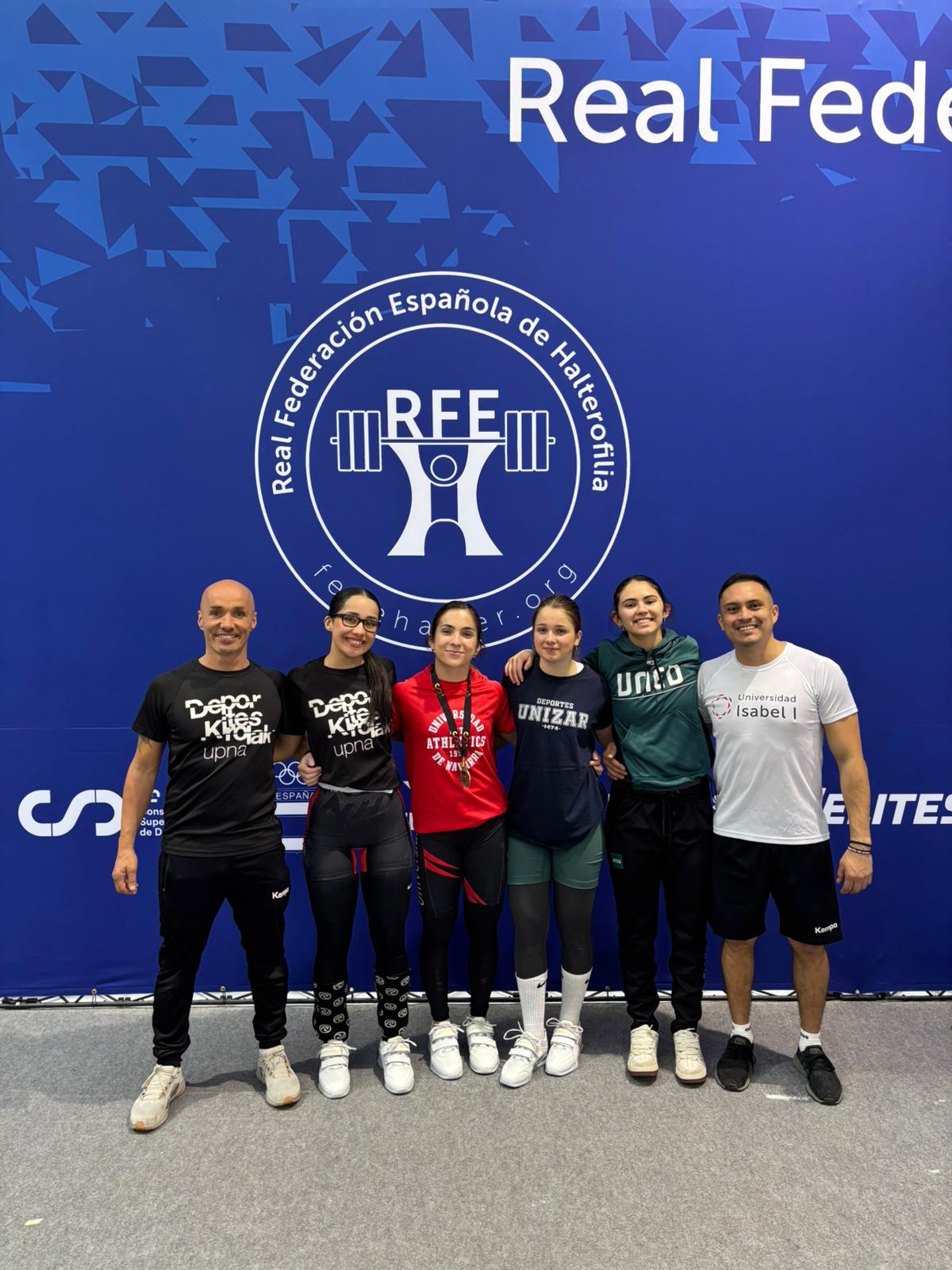 Cosecha de &eacute;xitos navarros (CEU y Copas de Espa&ntilde;a J&uacute;nior-Absoluta)